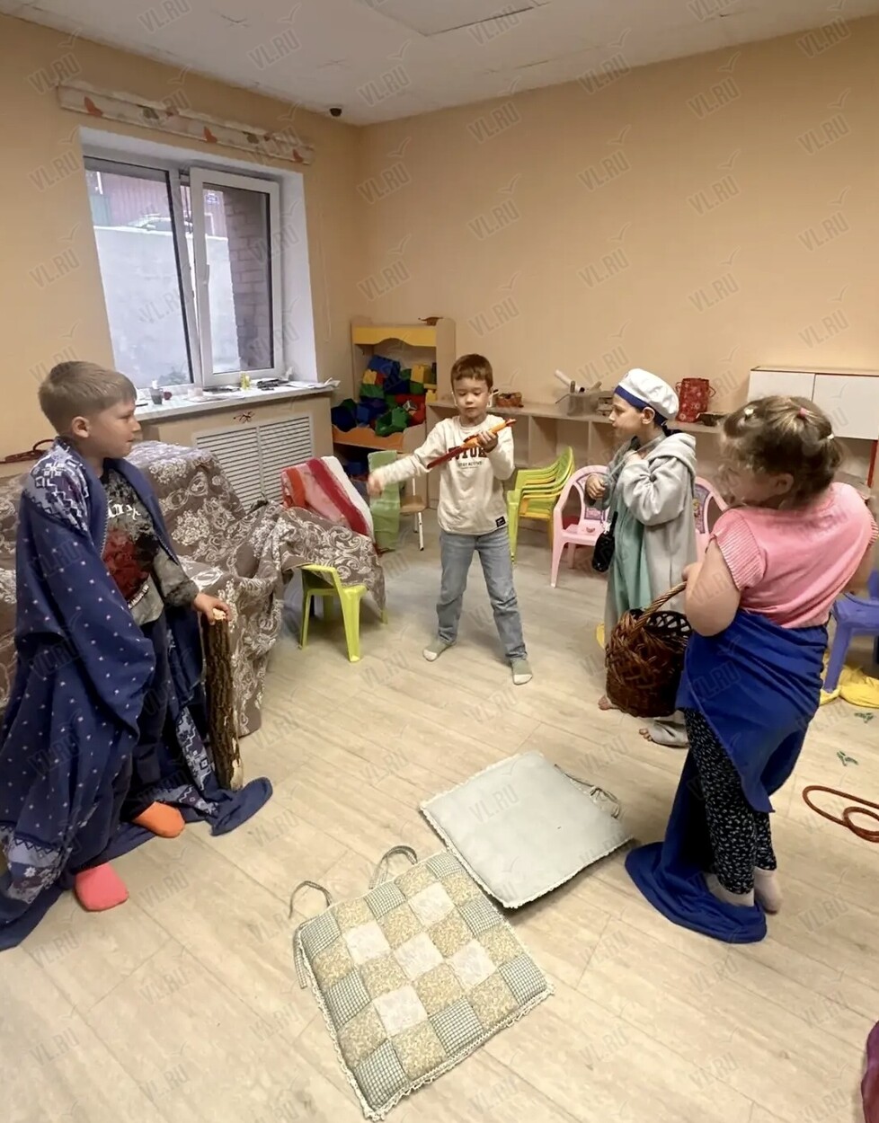 Игровая встреча для детей 4-7 лет + чаепитие (Сад сказок)