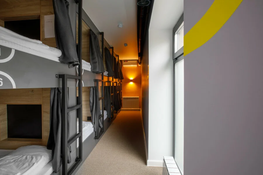 LUNA CAPSULE HOTEL - фото 2