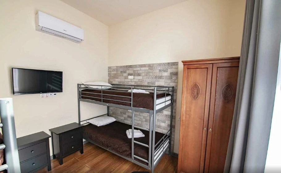 1915 Hostel - фото 1